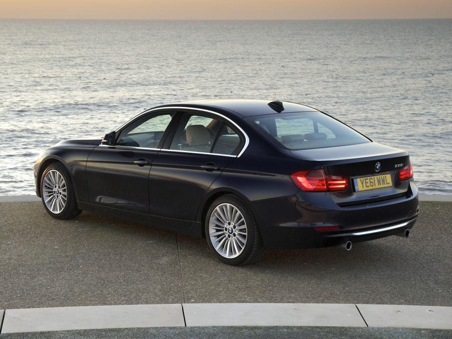  BMW 335i Sedan Luxury Line 2012 года  (UK) (фото 16 из 16)